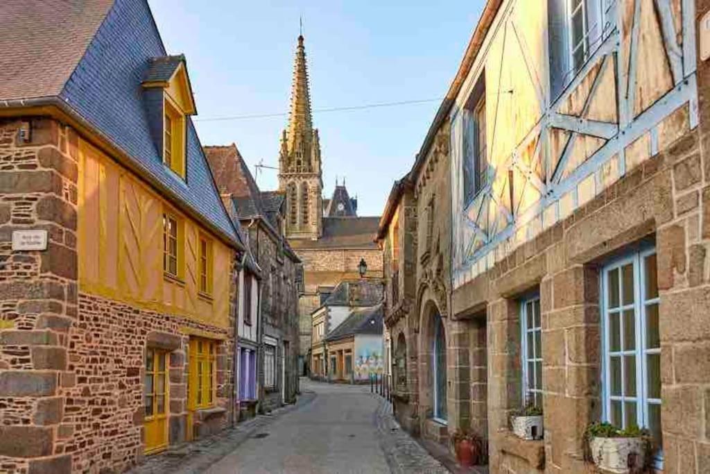 Charmante Maison, Coeur De Bourg Bazouges-la-Pérouse 외부 사진